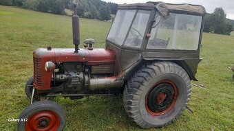 Traktor zetor 25 - 3