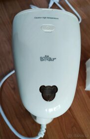 Ruční napařovač oděvů Bear - 3
