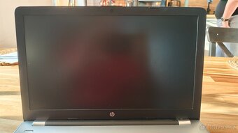 Notebook 15,6" HP 250 G6 stříbrný - 3
