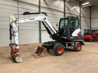 Prodám kolový minibagr Bobcat E 57W - 3