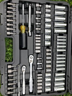 Nová 142dílná sada nářadí Dewalt - 3