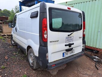 Renault Trafic 2,0 Tdi - na opravu nebo na díly - 3