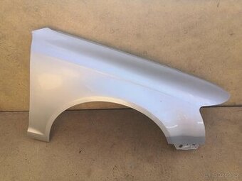 Audi A6 C6 blatník - 3