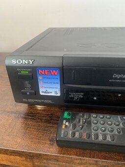 Retro VHS rekordér SONY SLV-E160EE včetně dálkového ovládání - 3