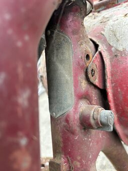 Rám se štítkem, nádrží ČZ 175/ 450 - 3