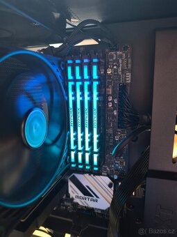 HyperX Predator RGB 4x8 GB DDR 4 3200MHz CL 16 - 3