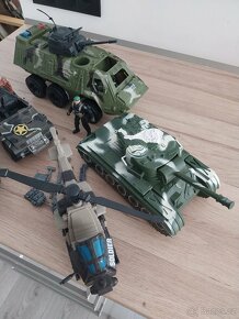 Plastové modely vojenské techniky - 3