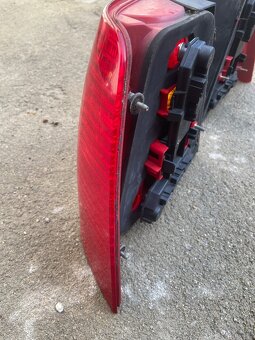 Zadní světla Bora sedan - 3