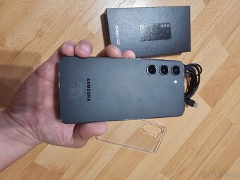 Samsung Galaxy S23 - 3