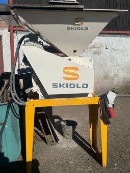 Mačkač obilí SKIOLD RS350 7500W - 3