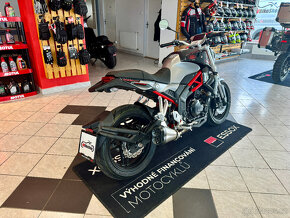 JAWA 400 Geeny - 3