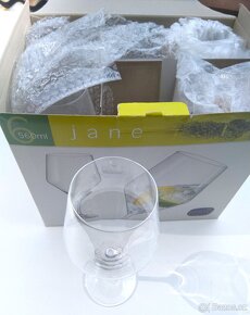 SADA DESIGN SKLENKY NA VÍNO (5+1ks) 560ml - 3