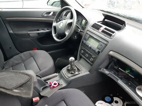 Skoda Octavia II 1,9TDI 77kW BJB 2006 - DILY z VOZU - 3