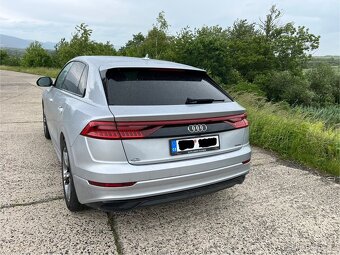 Audi Q8,75000 km,perketní stav - 3