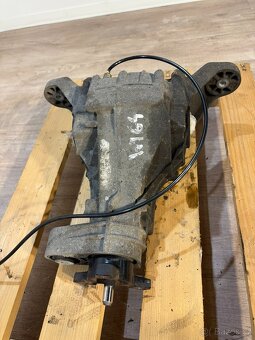 // Zadní Diferencial Mercedes W164-W251 // - 3