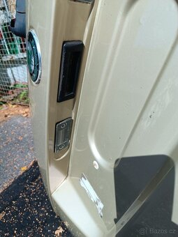 Skoda Fabia 2 combi facelift -  páté dveře, víko kufru - 3