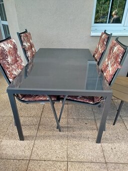 Zahradní stůl a židle - 3