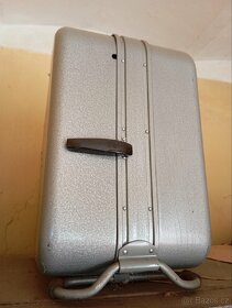 Retro reproduktor - 3