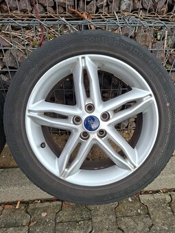 Alu kola 17" orig Ford + sada matek - 3