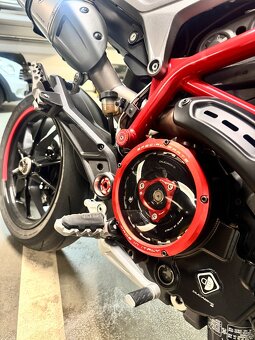 Ducati Hypermotard 939 - 3