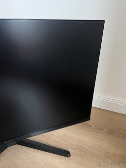 Monitor Samsung S31C - 3
