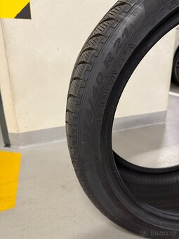 PIRELLI zimní pneu 305/35 R21 (zadní kola) a 275/40 R21 (pře - 3