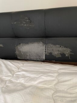 Manželská postel 200x200cm + nocni stolky - 3
