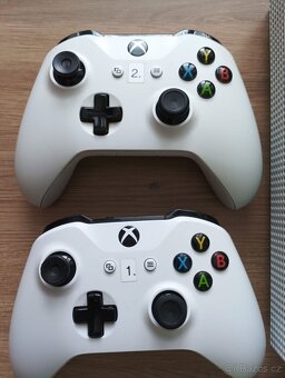 Xbox one all digital - 3