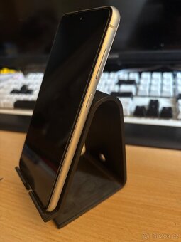 Samsung s21 fe 6/128gb - 3