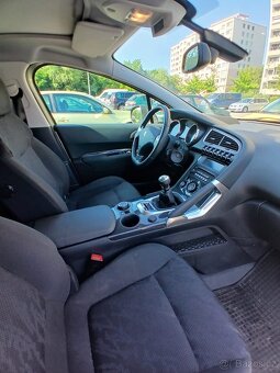 Auto Peugeot 3008 2.0 diesel na náhradní díly - 3