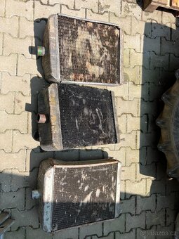Chladiče, těleso a lapač vzduchu zetor 25 - 3