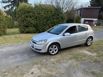Opel Astra H - 3
