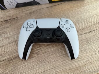 PlayStation 5 Slim digitál edition - 3