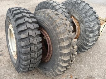 10,50-16 KOLA NA VLEKY BSS 7 T - 3