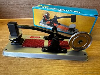 Parní stroj - Vintage buchar Wilesco M58 z roku 1975 - 1990 - 3