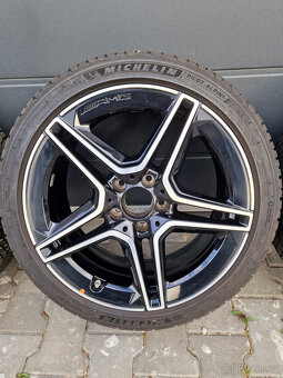 5x112 r18 kola mercedes a cla disky amg A CLA 18 alu 235 40 - 3