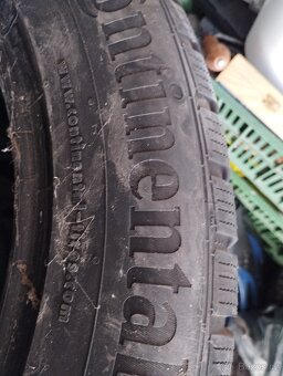 Pneu 235/55/18.Zimni.Continen. - 3