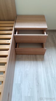 2x Postel 90x200, noční stolek a peřiňák - 3