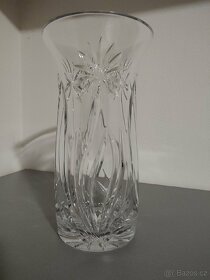 Váza z broušeného skla - 3