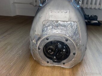Nádrž i s palivovým čerpadlem originál bmw s1000rr 2009-2015 - 3