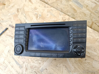 autorádio MB CLS W219 - 3