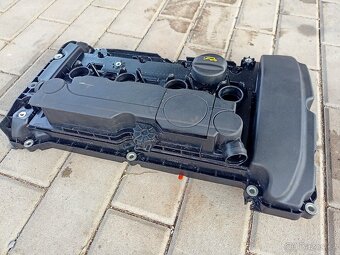 Kryt ventilů 1.6THP 115kw 5FV - 3