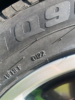 Letní pneu— 235/55 R17 103W - 7mm, DOT 01/22 - 3