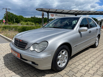 Mercedes-Benz Třídy C 1.8i 203 Kompressor sedan - 3