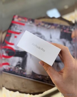 APPLE AIRPODS 2. GENERACE - 3
