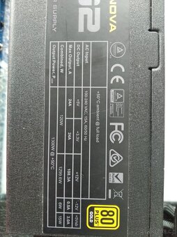 špičkový zdroj EVGA SuperNOVA 1300 G2, 80+ GOLD - 3