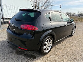 Seat Leon , facelift , 1.2 tsi 77kw rok 2011 - 3