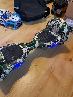 Hoverboard - 3