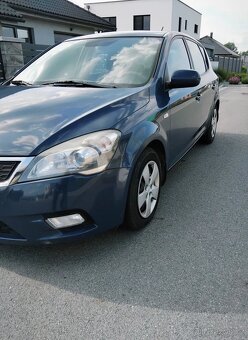 Kia ceed 1.6CRDI 85kw Rok výroby 2012 - 3