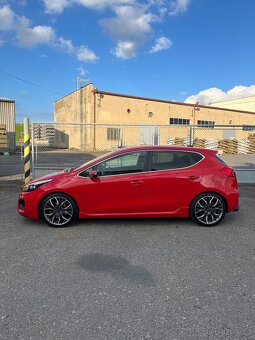 Kia Cee´d GT - 1.6 T-GDI - 3